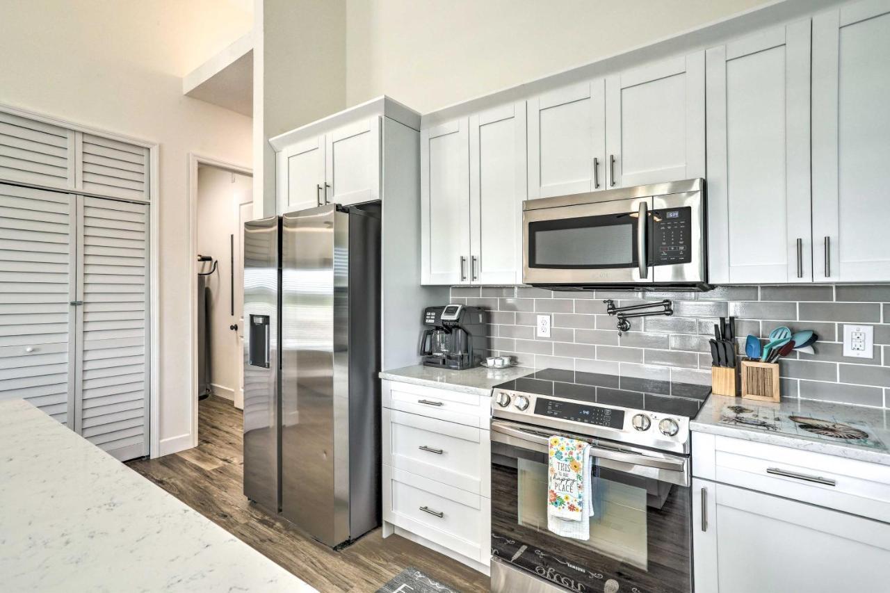 Family-Friendly Tampa Home Less Than 3 Mi To Ocean! ภายนอก รูปภาพ