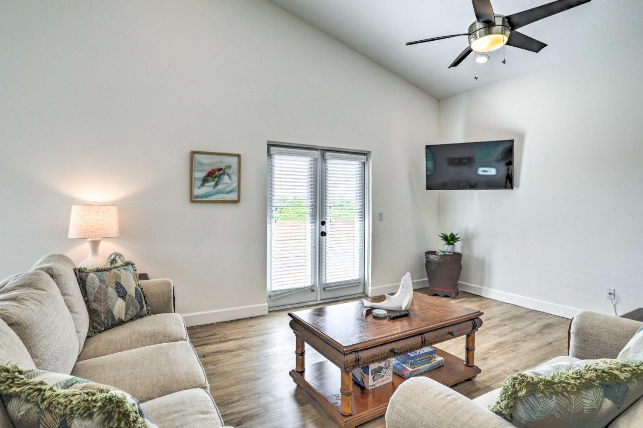 Family-Friendly Tampa Home Less Than 3 Mi To Ocean! ภายนอก รูปภาพ